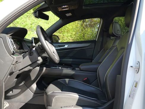 Used 2024 Volkswagen Atlas Cross Sport SEL Premium R-Line AWD/4WD image 13
