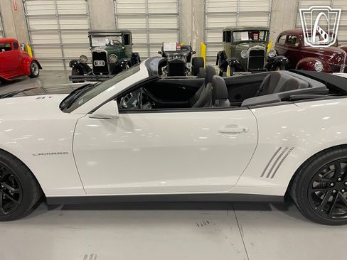Used 2013 Chevrolet Camaro ZL1 image 26
