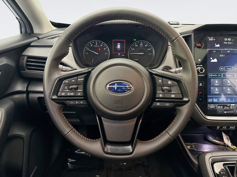 Used 2025 Subaru Crosstrek 2.5i Limited AWD/4WD image 12