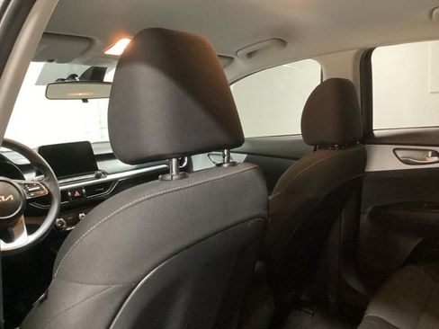 Used 2023 Kia Forte LXS w/ LXS Technology Package image 16