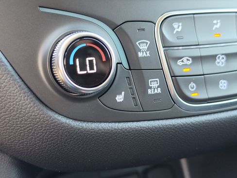 Used 2024 Chevrolet Equinox LT w/ LPO, Cargo Package FWD image 30