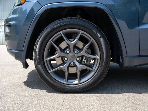Used 2021 Jeep Grand Cherokee Limited AWD/4WD image 8