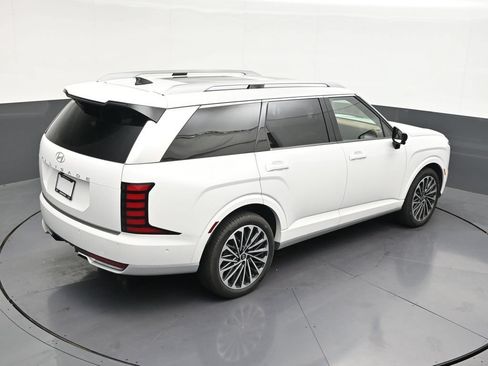 Used 2026 Hyundai Palisade Calligraphy FWD image 21