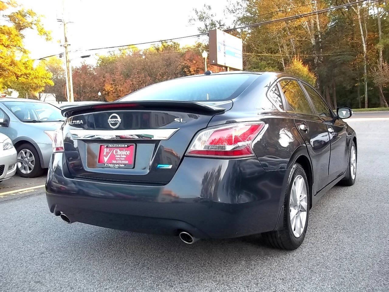Used 2014 Nissan Altima 2.5 SL w/ Moonroof Package FWD image 2