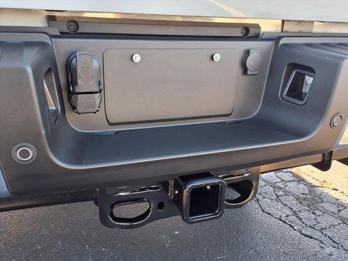 New 2026 Ford F250 Lariat w/ Chrome Package image 21