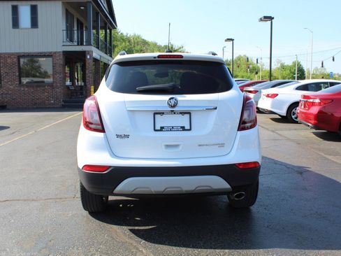 Used 2022 Buick Encore Preferred w/ Safety Package AWD/4WD image 6
