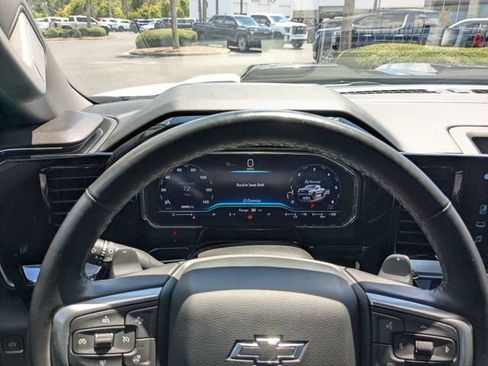 Used 2024 Chevrolet Silverado 1500 LT Trail Boss AWD/4WD image 27