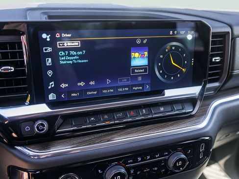 Used 2024 Chevrolet Silverado 1500 LT AWD/4WD image 19