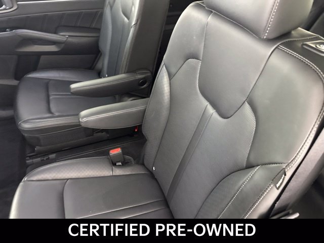 Certified 2025 Kia Sorento SX FWD image 32