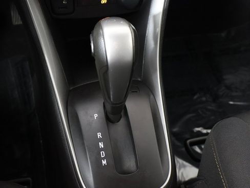 Used 2020 Chevrolet Trax LT image 38