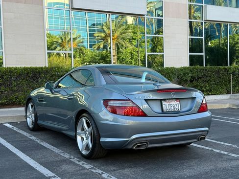 Used 2012 Mercedes-Benz SLK 350 image 11