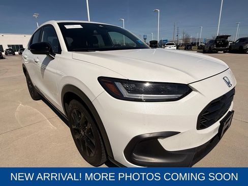 Used 2024 Honda HR-V Sport image 7