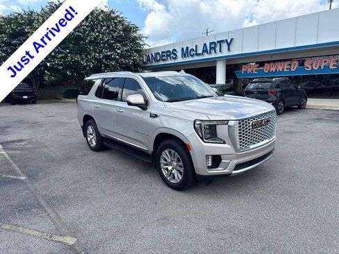 Used 2022 GMC Yukon Denali AWD/4WD image 1