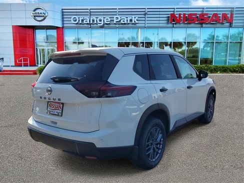 New 2026 Nissan Rogue S image 2