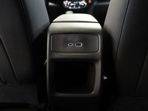 New 2026 Chevrolet Trax RS w/ Sunroof Package FWD image 27
