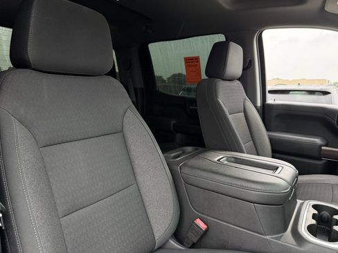 Used 2020 Chevrolet Silverado 1500 LT w/ Fleet Comfort Package AWD/4WD image 16