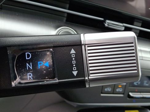 New 2026 Hyundai Kona SEL Premium AWD/4WD image 6