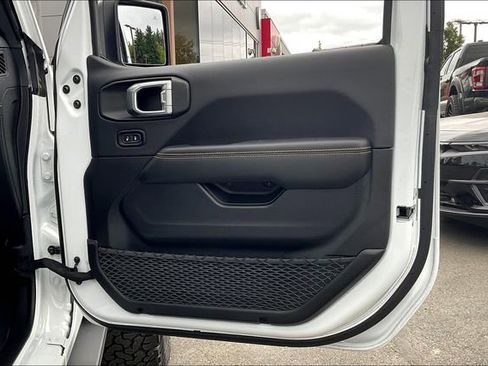 New 2024 Jeep Wrangler Unlimited Rubicon 392 image 25