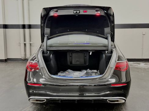 Used 2024 Mercedes-Benz S 580 4MATIC Sedan image 15