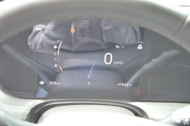 Used 2024 Buick Encore GX Sport Touring AWD/4WD image 22