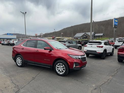 Used 2023 Chevrolet Equinox LT AWD/4WD image 1