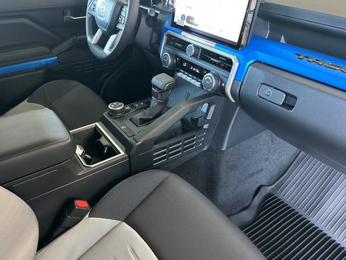 New 2026 Toyota Tacoma TRD Off-Road AWD/4WD image 18