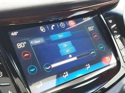 Used 2016 Cadillac Escalade ESV Luxury image 19