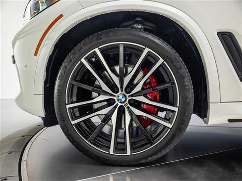 Used 2022 BMW X5 sDrive40i w/ M Sport Package RWD image 13