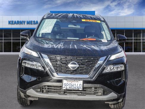 Used 2023 Nissan Rogue SV w/ SV Premium B Package image 2