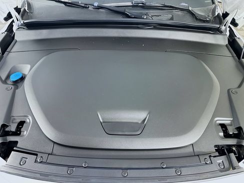 Used 2023 Volvo XC40 Recharge Plus AWD/4WD image 36