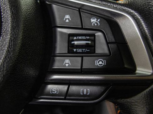 Used 2022 Subaru Crosstrek 2.5i Limited w/ Popular Package #4 image 31