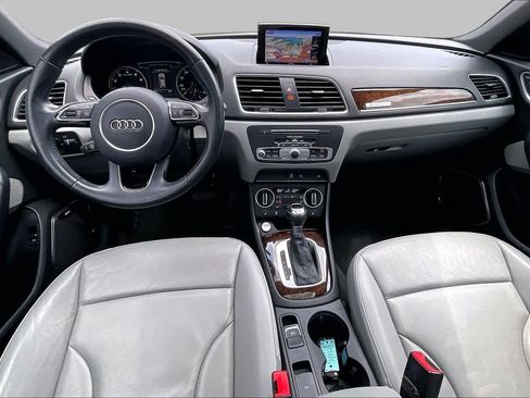 Used 2016 Audi Q3 2.0T Prestige w/ Prestige Package AWD/4WD image 16