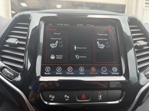 Used 2021 Jeep Cherokee Limited AWD/4WD image 26