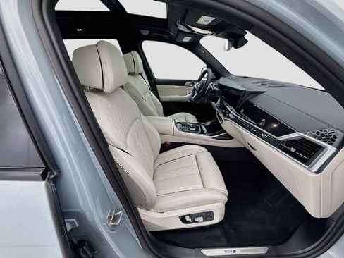Used 2027 BMW X7 xDrive40i w/ Executive Package AWD/4WD image 19