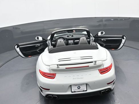 Used 2014 Porsche 911 Turbo image 41