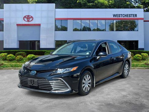 Certified 2023 Toyota Camry LE w/ Cold Weather Package FWD image 7