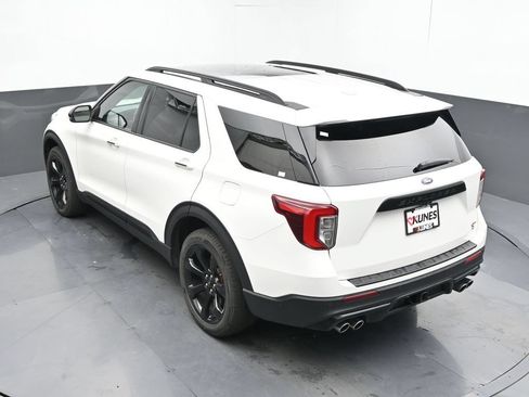 Used 2021 Ford Explorer ST w/ Equipment Group 401A AWD/4WD image 21