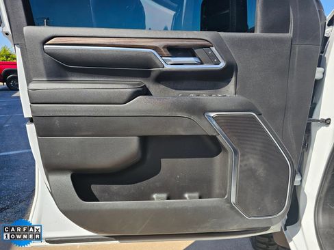 Used 2024 Chevrolet Silverado 2500 LT AWD/4WD image 12
