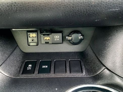 Used 2019 Toyota Highlander XLE image 33