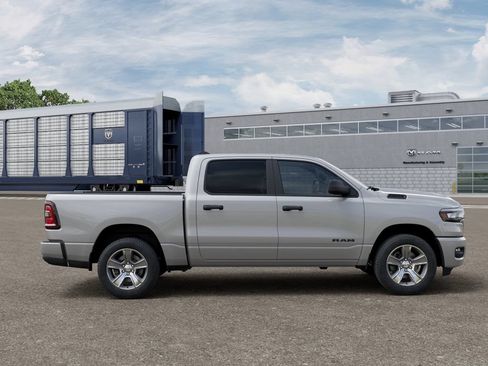 New 2026 RAM 1500 Express RWD image 21