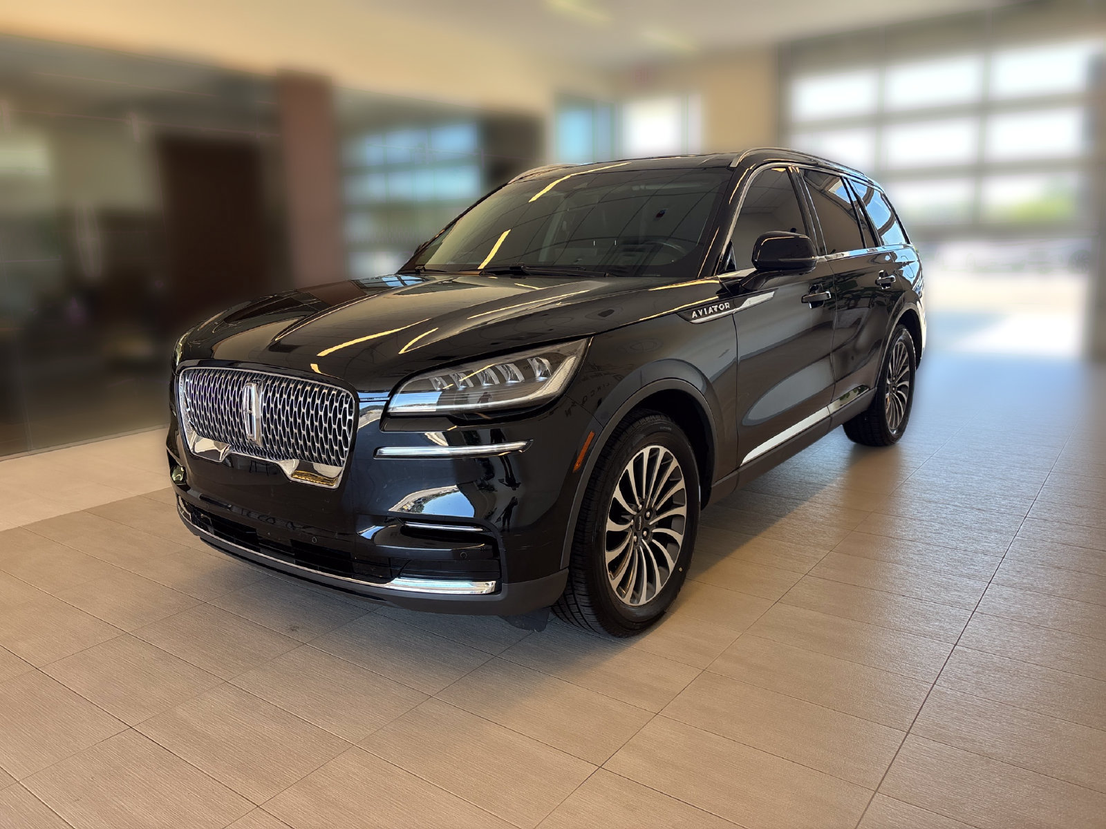 Certified 2023 Lincoln Aviator Reserve AWD/4WD image 4