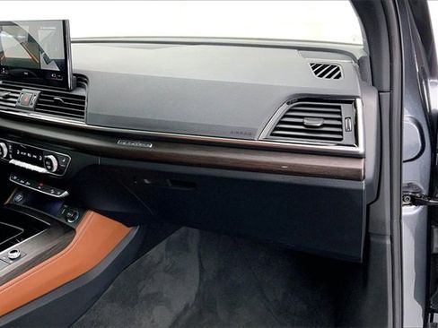 Certified 2023 Audi Q5 2.0T Premium Plus w/ Premium Plus Package image 16