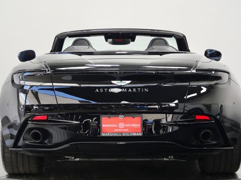 Used 2025 Aston Martin DB12 Convertible RWD image 8