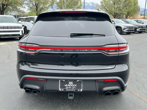 Used 2024 Porsche Macan AWD/4WD image 9