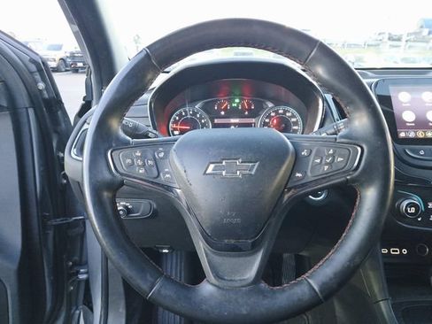 Used 2023 Chevrolet Equinox RS w/ RS Leather Package FWD image 10