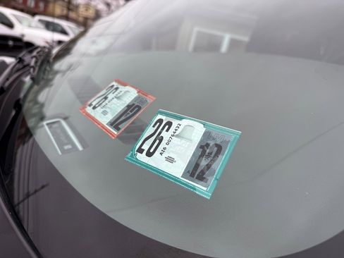 Used 2024 Chevrolet Express 2500 w/ Driver Convenience Package image 10