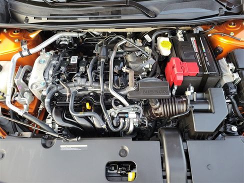 Used 2025 Nissan Sentra SR image 30