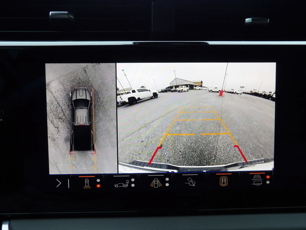 Used 2024 GMC Sierra 3500 Denali Ultimate AWD/4WD image 24