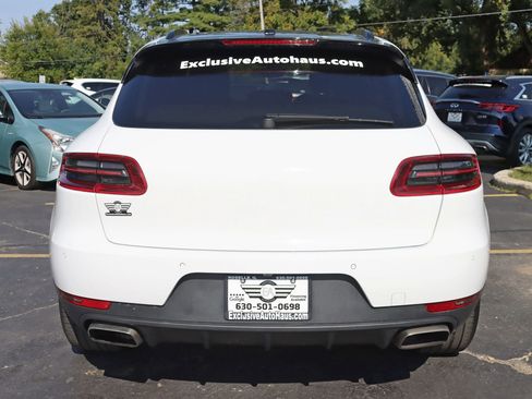 Used 2018 Porsche Macan Sport Edition AWD/4WD image 16