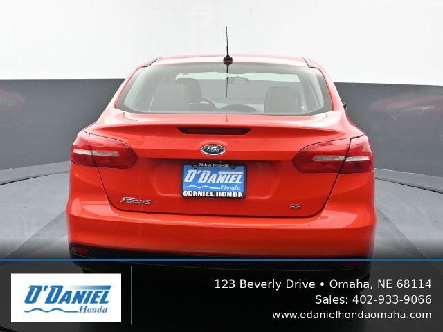Used 2017 Ford Focus SE FWD image 5